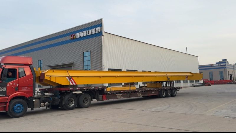 電動葫蘆橋式起重機(jī) LH10t-27.95m 電動單梁起重機(jī) LD5t—23.3m 制作完成，發(fā)往浙江省金華市交付客戶使用