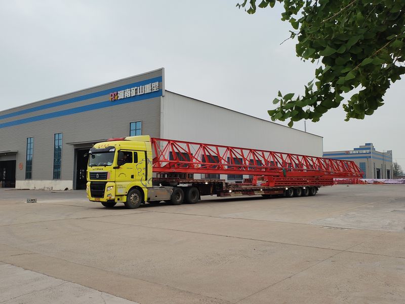 電動葫蘆門式起重機  MH10t—26m 單懸6米 制作完成，發(fā)往湖北省黃岡市交付客戶使用。