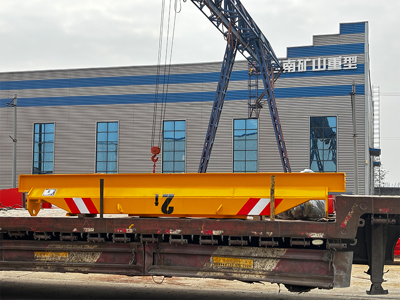 電動(dòng)懸掛起重機(jī) L X2t-3.7m 制作完成  裝車(chē)發(fā)出