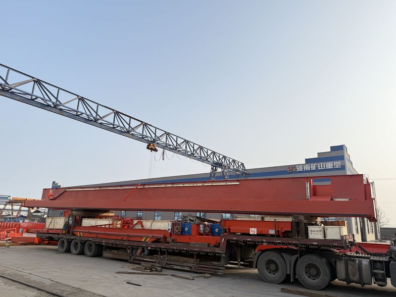 歐式雙梁QDX25/5T-22.5M、電動單梁、電動葫蘆整車發(fā)貨